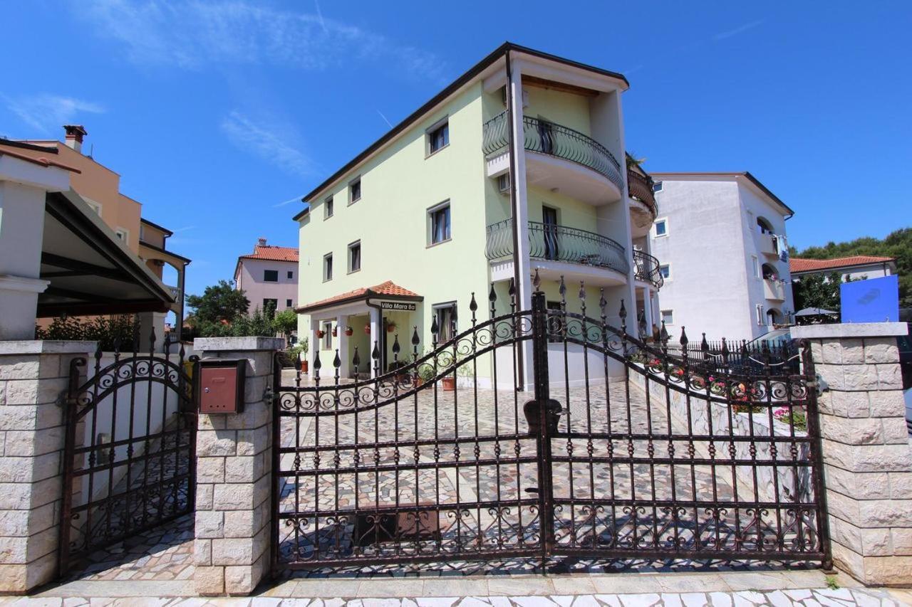 Villa Mara 罗维尼 外观 照片